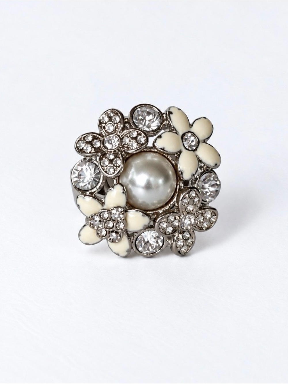 Lia Sophia Floral Pearl Rhinestone Statement Ring Size 8 w/tags